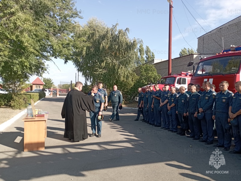 Мoлебен в честь иконы Божьей Матери «Неoпалимая Купинa» в Россошанском и Борисоглебском районах